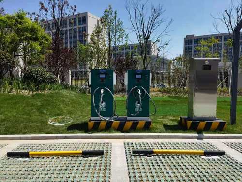 寬電壓范圍直流電子負(fù)載